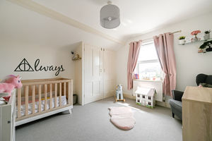 Bedroom- click for photo gallery